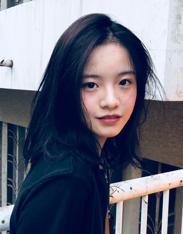 李庚熙为什么没上大学？倪萍没能介绍纽约大学 所以趁着年轻多读书