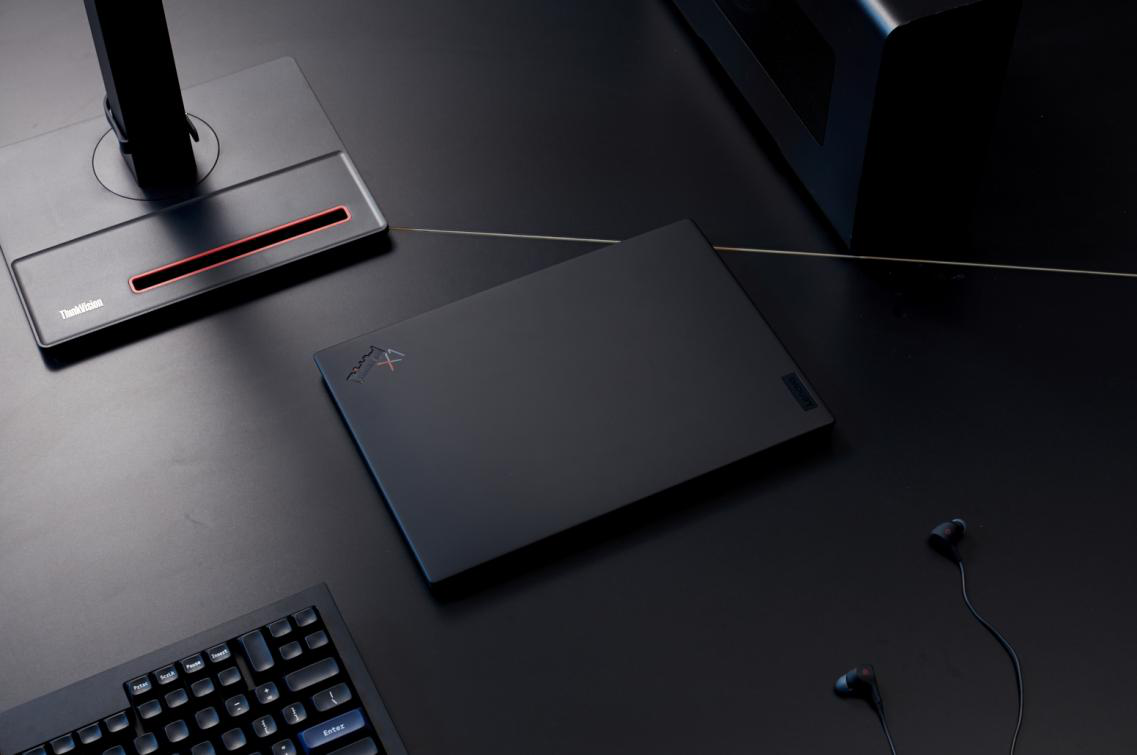 뷢ThinkPadʼǱX1 Nano:907 9999Ԫ