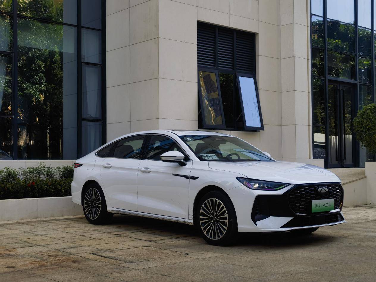A8LȻ